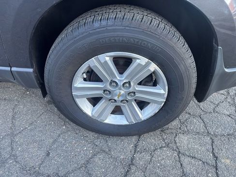 Used 2014 Chevrolet Traverse LT image 24