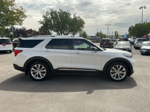 Used 2021 Ford Explorer Platinum w/ Equipment Group 601A AWD/4WD image 4