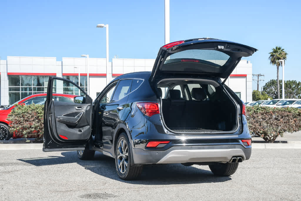 Used 2017 Hyundai Santa Fe Sport FWD image 26