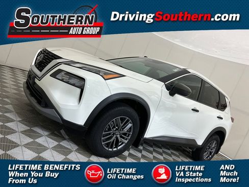 Used 2023 Nissan Rogue S FWD image 1