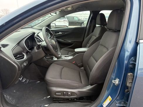 Used 2024 Chevrolet Malibu LT image 11