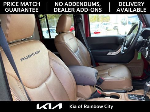 Used 2013 Jeep Wrangler Unlimited Rubicon w/ Connectivity Group image 25