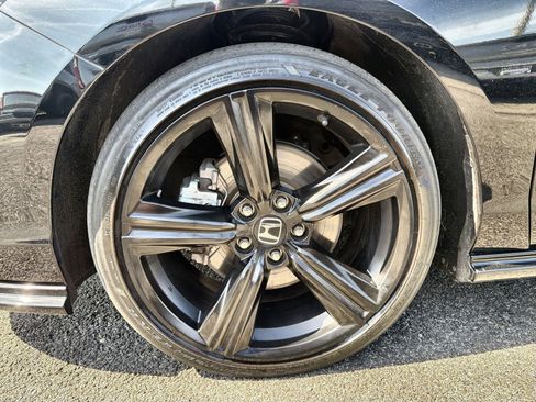 Used 2023 Honda Accord Sport image 12