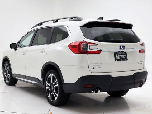 Used 2023 Subaru Ascent Limited w/ Technology Package AWD/4WD image 6