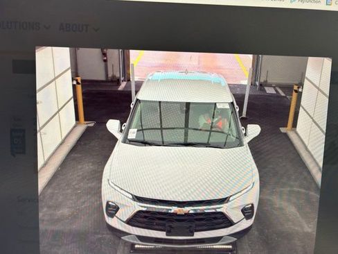 Used 2025 Chevrolet Blazer LT AWD/4WD image 15