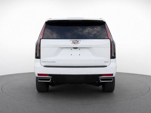 Used 2024 Cadillac Escalade Premium Luxury w/ Performance Package AWD/4WD image 7