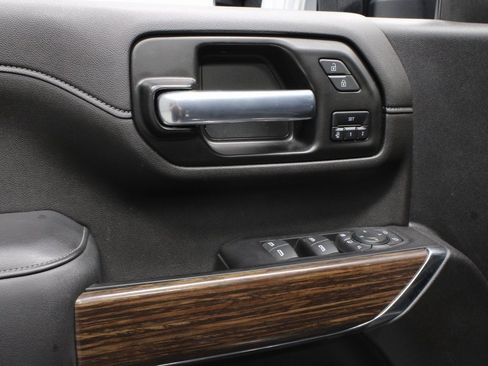 Used 2022 Chevrolet Silverado 3500 High Country image 22