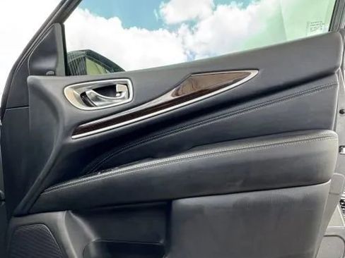 Used 2017 INFINITI QX60 FWD w/ Deluxe Technology Package image 23