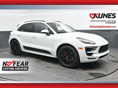 Used 2018 Porsche Macan GTS w/ Premium Package Plus image 1