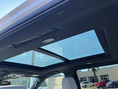 New 2026 Chevrolet Suburban Premier w/ Sun And Tow Package image 38