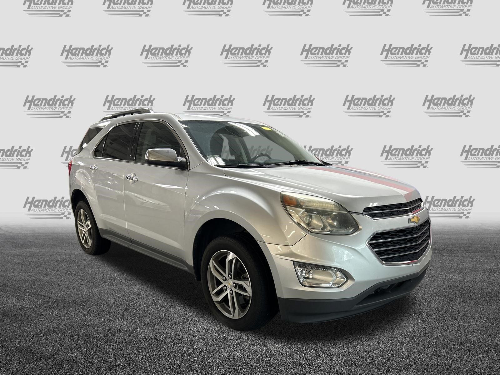 Used 2017 Chevrolet Equinox Premier w/ Enhanced Convenience Package AWD/4WD image 2