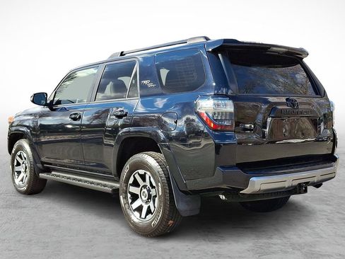 Used 2020 Toyota 4Runner TRD Off-Road Premium w/ Moonroof Package AWD/4WD image 6