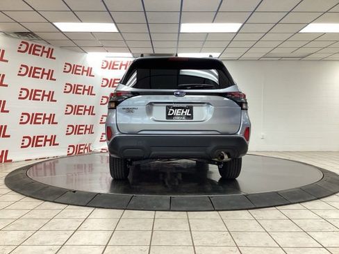 New 2026 Subaru Forester Premium AWD/4WD image 9