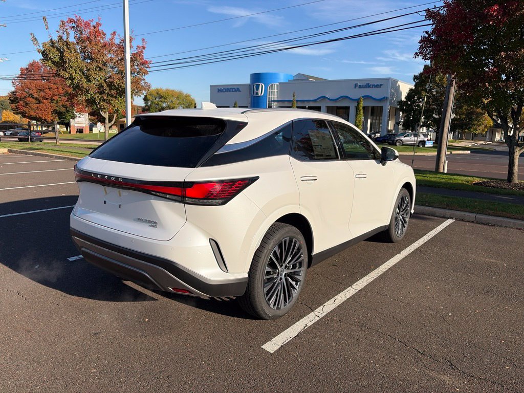 New 2026 Lexus RX 350 w/ Convenience Package AWD/4WD image 4