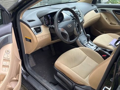Used 2013 Hyundai Elantra GLS FWD image 3