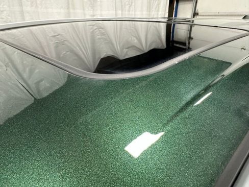 Used 2025 Toyota Highlander XLE image 43