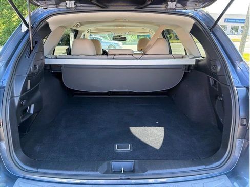 Used 2017 Subaru Outback 2.5i Limited w/ Popular Package #5 image 7