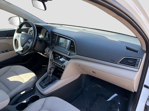 Used 2017 Hyundai Elantra SE w/ SE A/T Tech Package 03 image 13