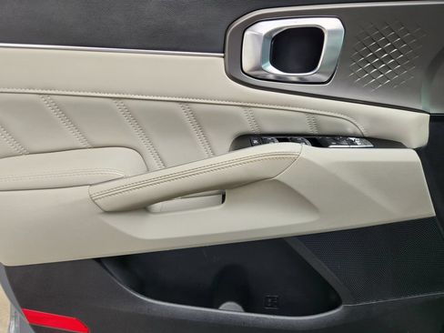 Used 2024 Kia Sorento SX FWD image 22