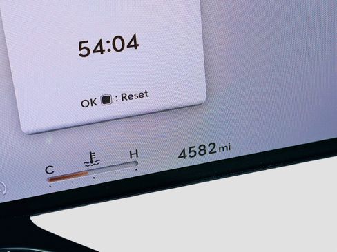 Used 2025 Genesis GV80 3.5T Prestige image 43