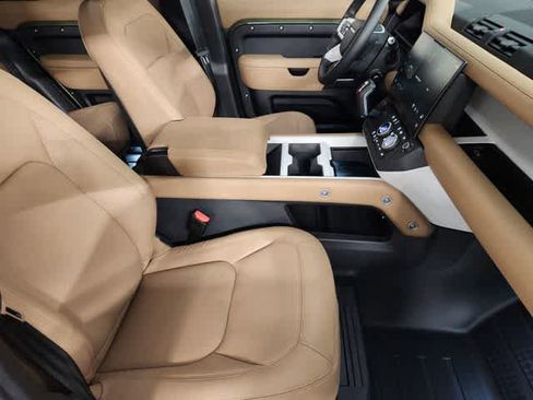 Used 2026 Land Rover Defender 110 S AWD/4WD image 3