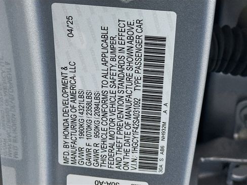 Used 2025 Honda Accord SE image 12