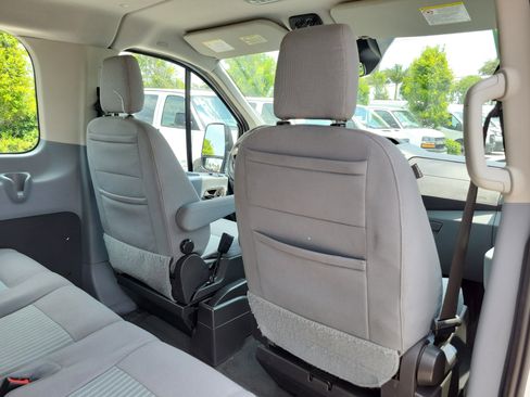 Used 2017 Ford Transit 350 XLT RWD image 11