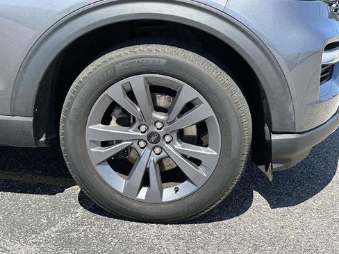 Used 2023 Ford Explorer XLT w/ Equipment Group 202A AWD/4WD image 29