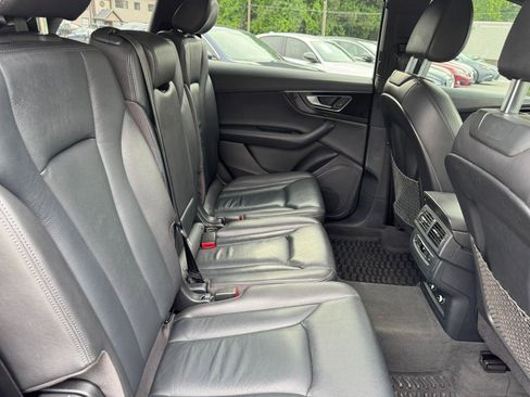 Used 2019 Audi Q7 2.0T Premium Plus AWD/4WD image 30