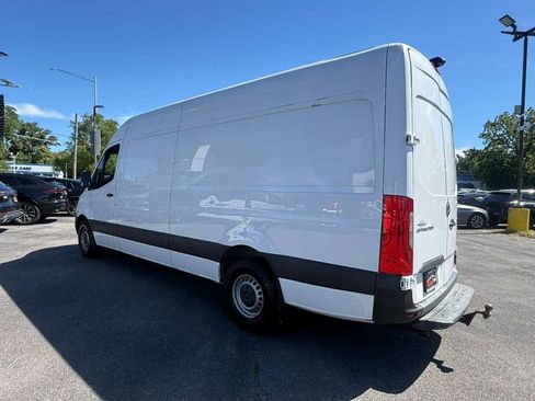 Used 2021 Mercedes-Benz Sprinter 2500 w/ Driver Convenience Package image 2