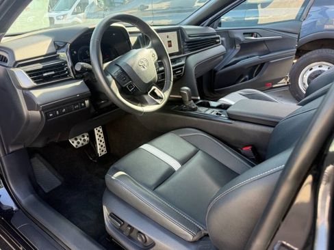 Used 2026 Toyota Camry SE FWD image 18