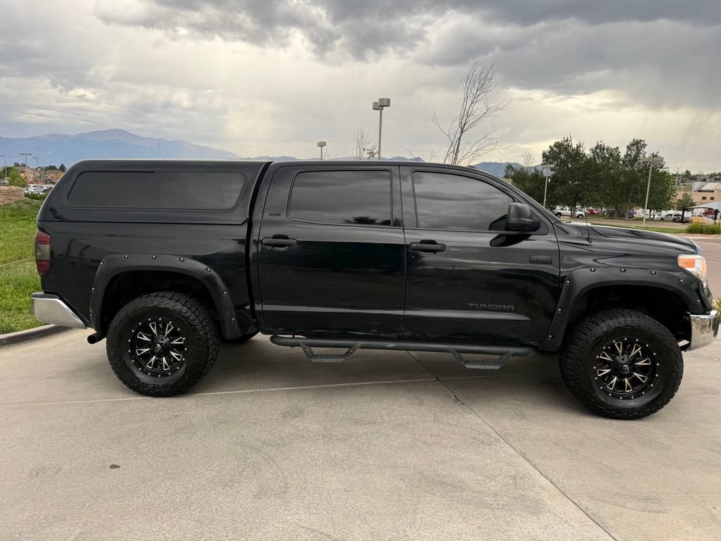 Used 2016 Toyota Tundra SR5 w/ SR5 Upgrade Package AWD/4WD image 10