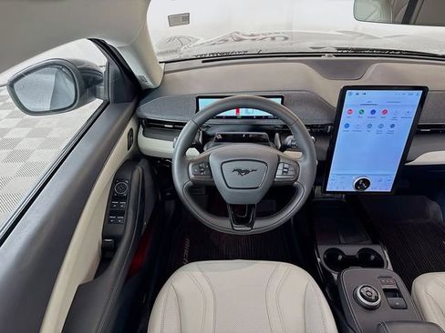 Certified 2023 Ford Mustang Mach-E Premium image 28