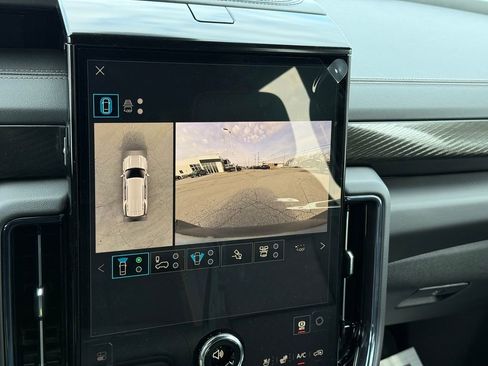New 2026 GMC Yukon AT4 w/ AT4 Premium Plus Package AWD/4WD image 38