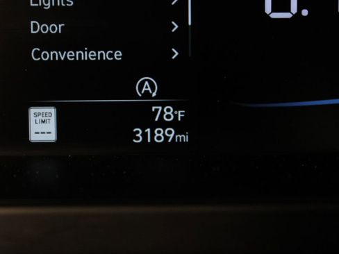 Certified 2025 Hyundai Elantra SE image 26