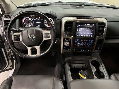 Used 2017 RAM 1500 Laramie w/ Convenience Group image 13