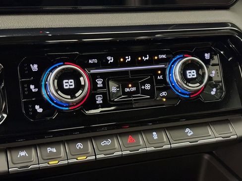 Used 2026 GMC Sierra 1500 AT4 w/ AT4 Premium Package image 16