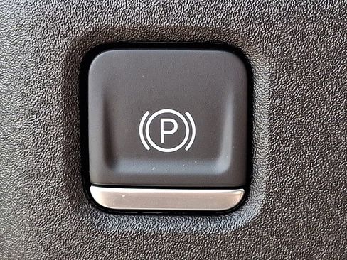 Used 2024 Chevrolet Silverado 1500 LT w/ All Star Edition Plus image 23