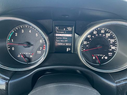 Used 2011 Jeep Grand Cherokee Laredo image 34