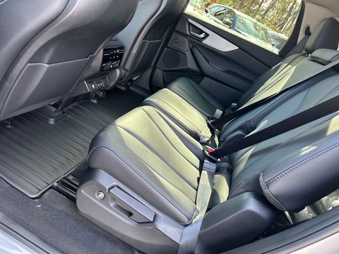 New 2026 Acura MDX SH-AWD image 23