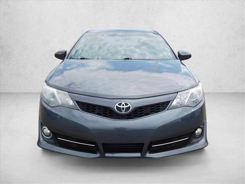 Used 2014 Toyota Camry SE w/ Fleet Convenience Package FWD image 4