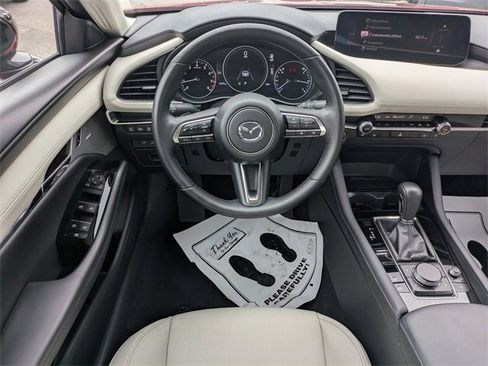 Certified 2025 MAZDA MAZDA3 2.5 Turbo Sedan w/Premium Plus image 13