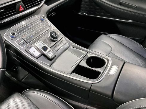 Used 2021 Hyundai Santa Fe Limited FWD image 17