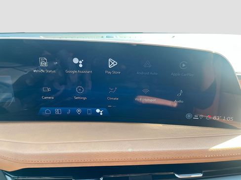 Used 2025 Cadillac XT4 Sport image 15