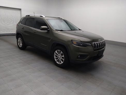 Used 2019 Jeep Cherokee Latitude w/ Popular Appearance Group AWD/4WD image 11