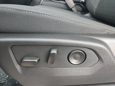 Used 2026 GMC Sierra 1500 SLE w/ LPO, GMC Protection Package image 26