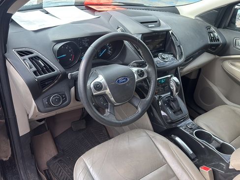 Used 2015 Ford Escape Titanium image 5