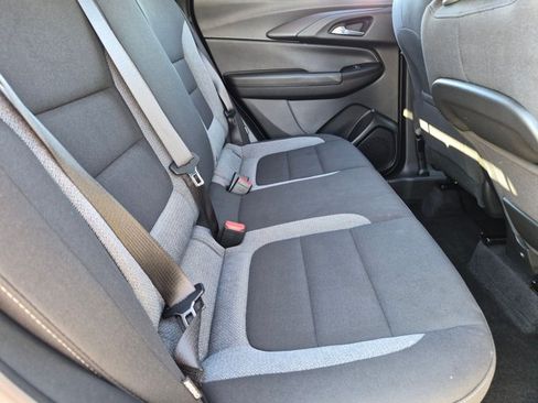 Used 2024 Chevrolet TrailBlazer LT w/ Driver Confidence Package FWD image 19