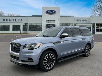 Used 2023 Lincoln Navigator L Black Label AWD/4WD video 1