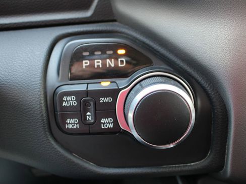 Used 2019 RAM 1500 Big Horn AWD/4WD image 29